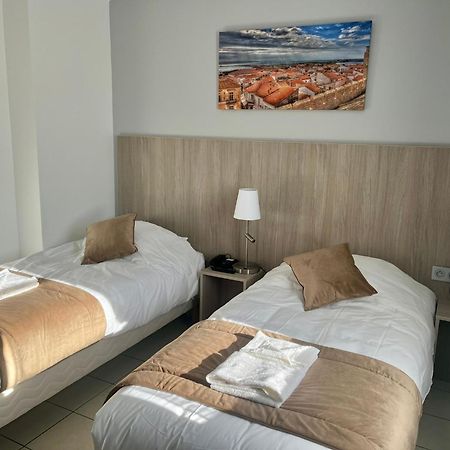 Hotel Les Arcades Saintes-Maries-de-la-Mer Exteriör bild