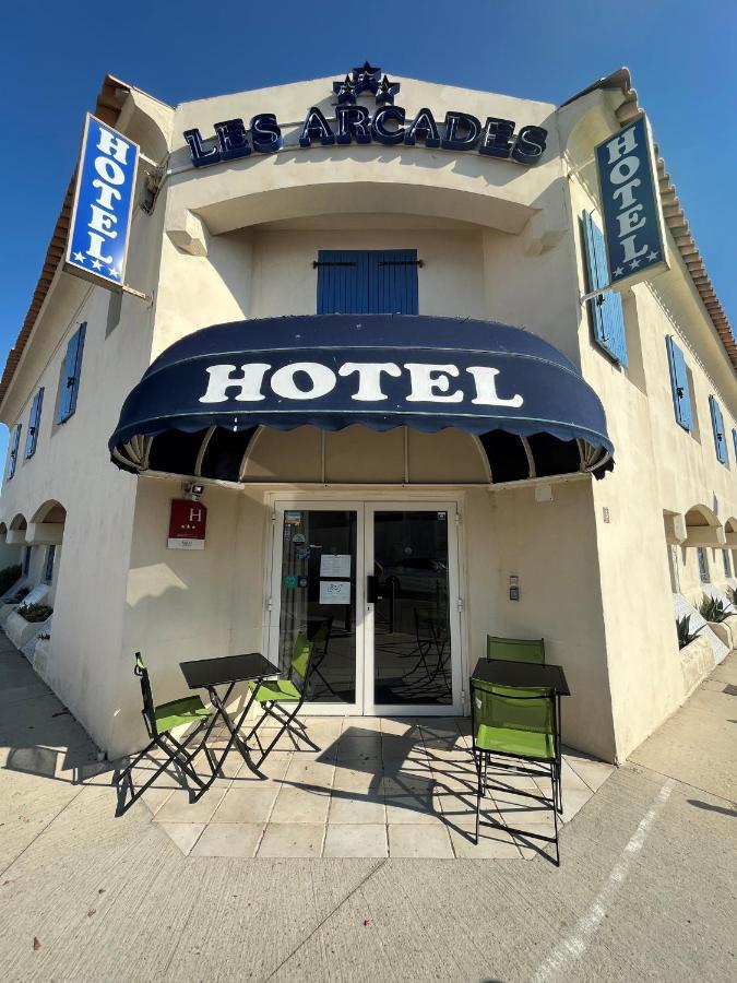 Hotel Les Arcades Saintes-Maries-de-la-Mer Exteriör bild