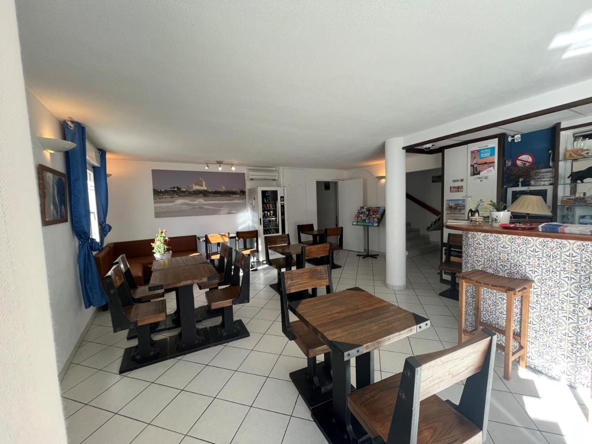 Hotel Les Arcades Saintes-Maries-de-la-Mer Exteriör bild