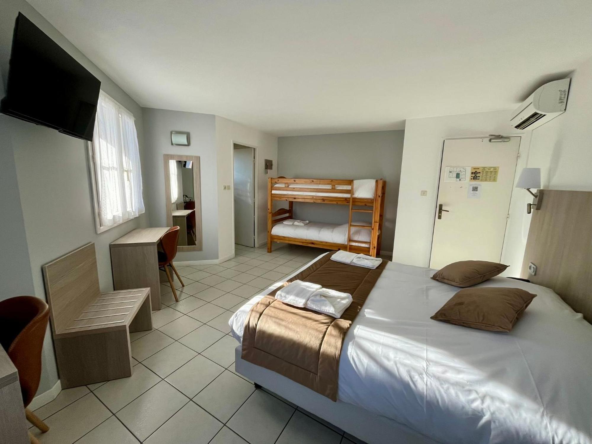 Hotel Les Arcades Saintes-Maries-de-la-Mer Exteriör bild