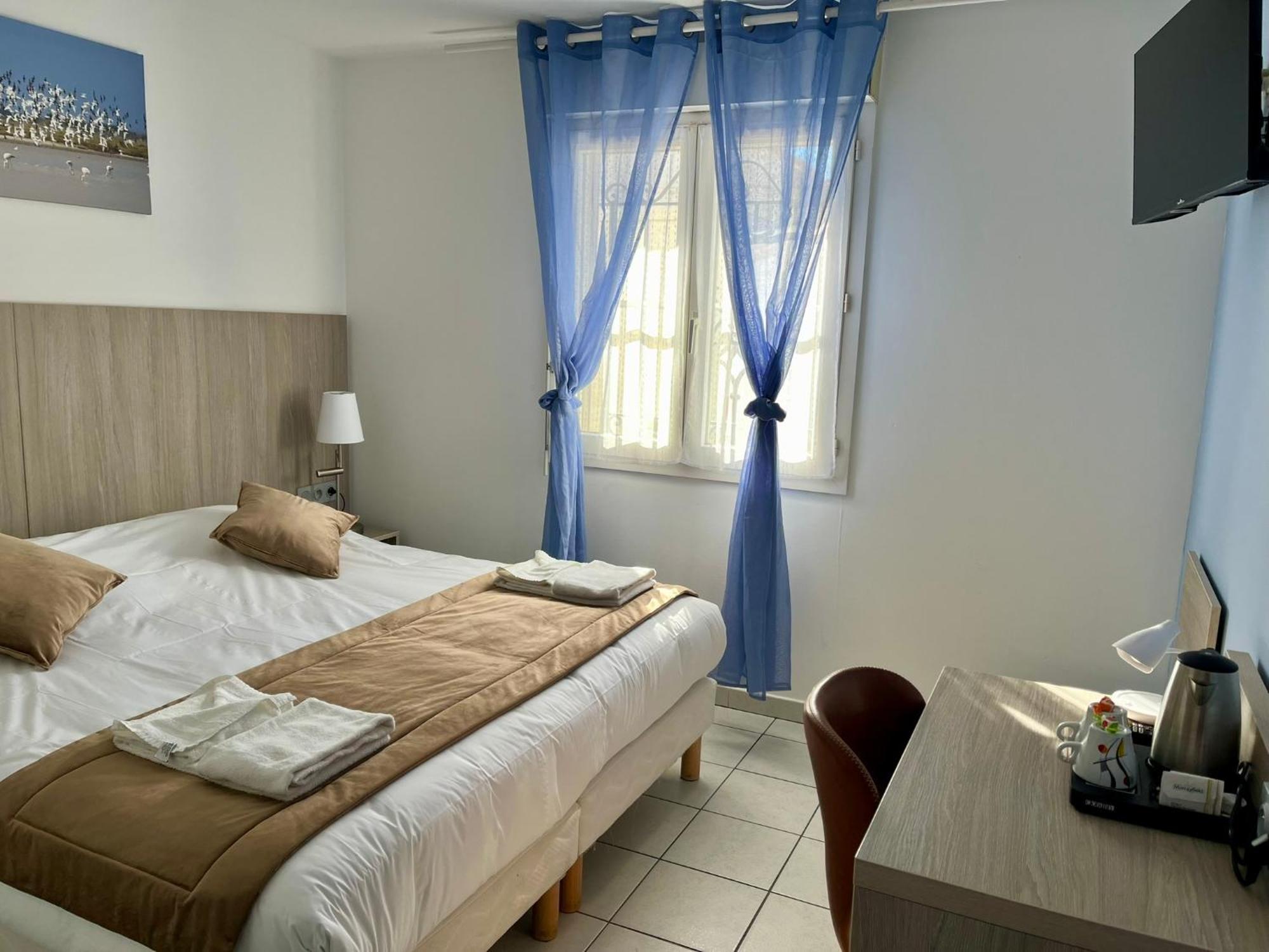 Hotel Les Arcades Saintes-Maries-de-la-Mer Exteriör bild