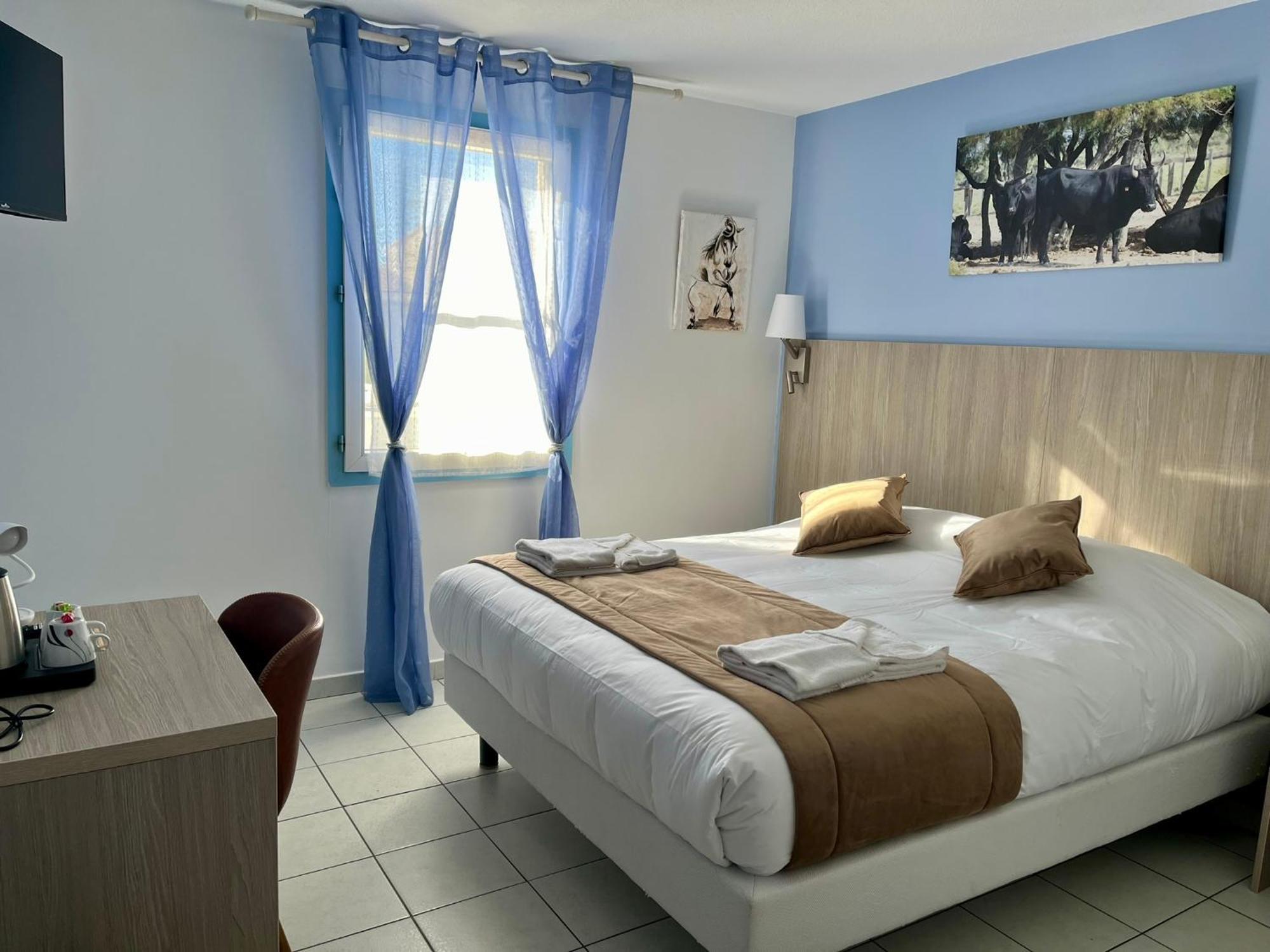 Hotel Les Arcades Saintes-Maries-de-la-Mer Exteriör bild